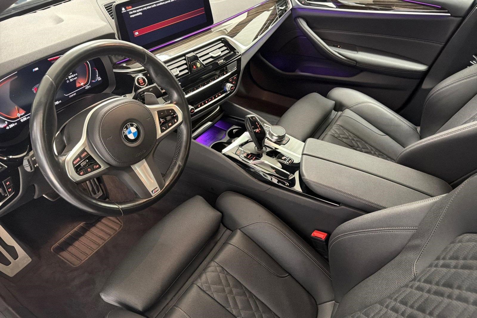 Used 2023 BMW 530i w/ M Sport Package image 4