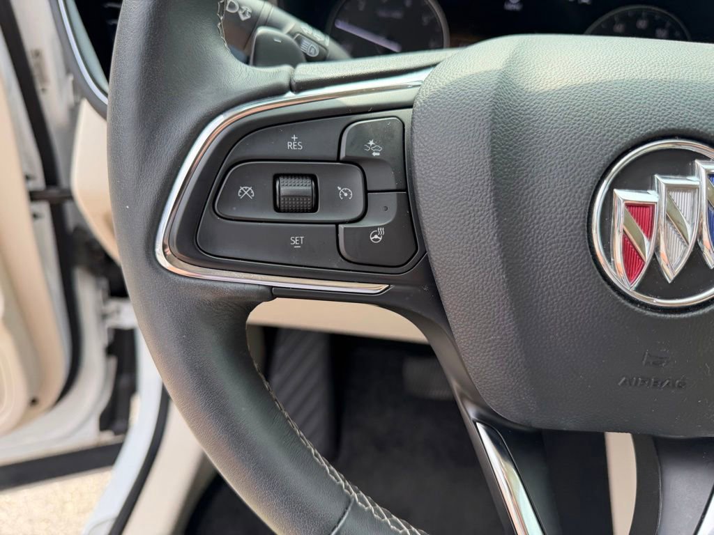 Used 2022 Buick Envision Avenir w/ Technology Package II FWD image 26