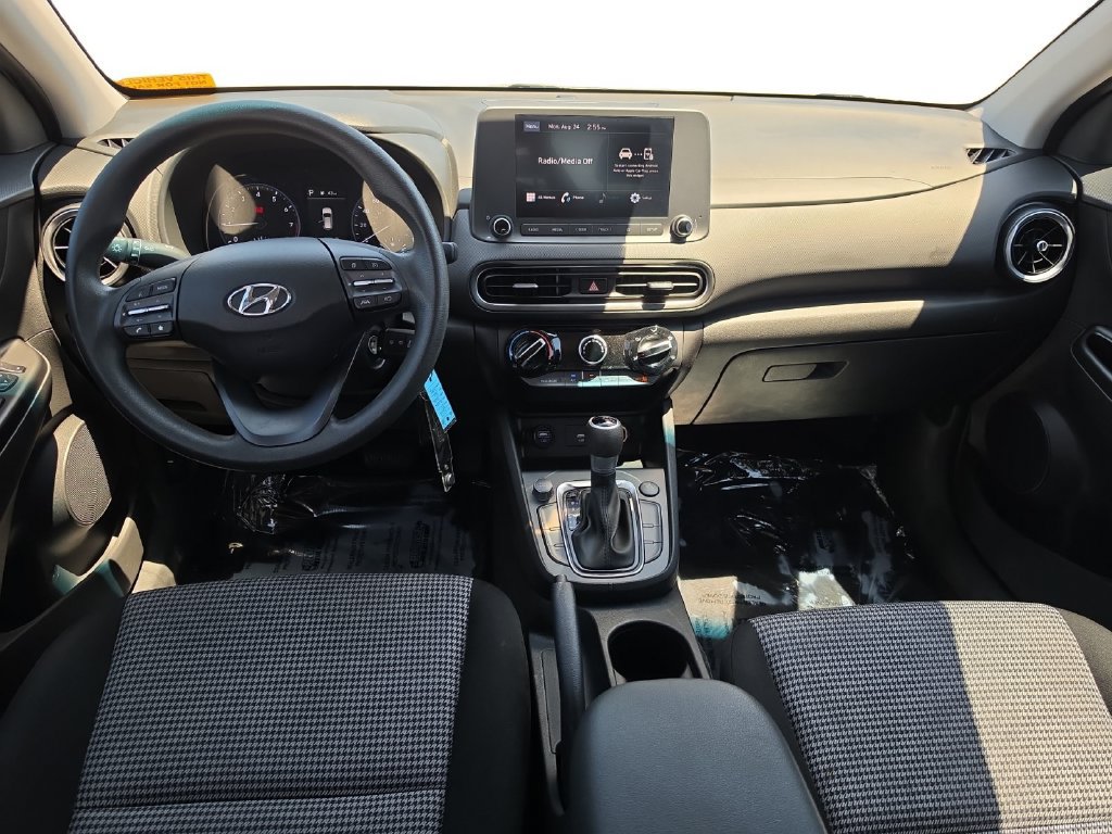 Certified 2023 Hyundai Kona SE FWD image 12