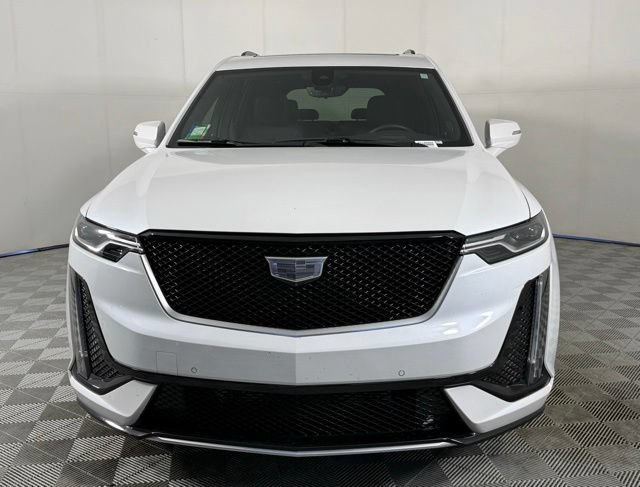 Certified 2025 Cadillac XT6 Sport w/ LPO, Red Accent Package AWD/4WD image 11