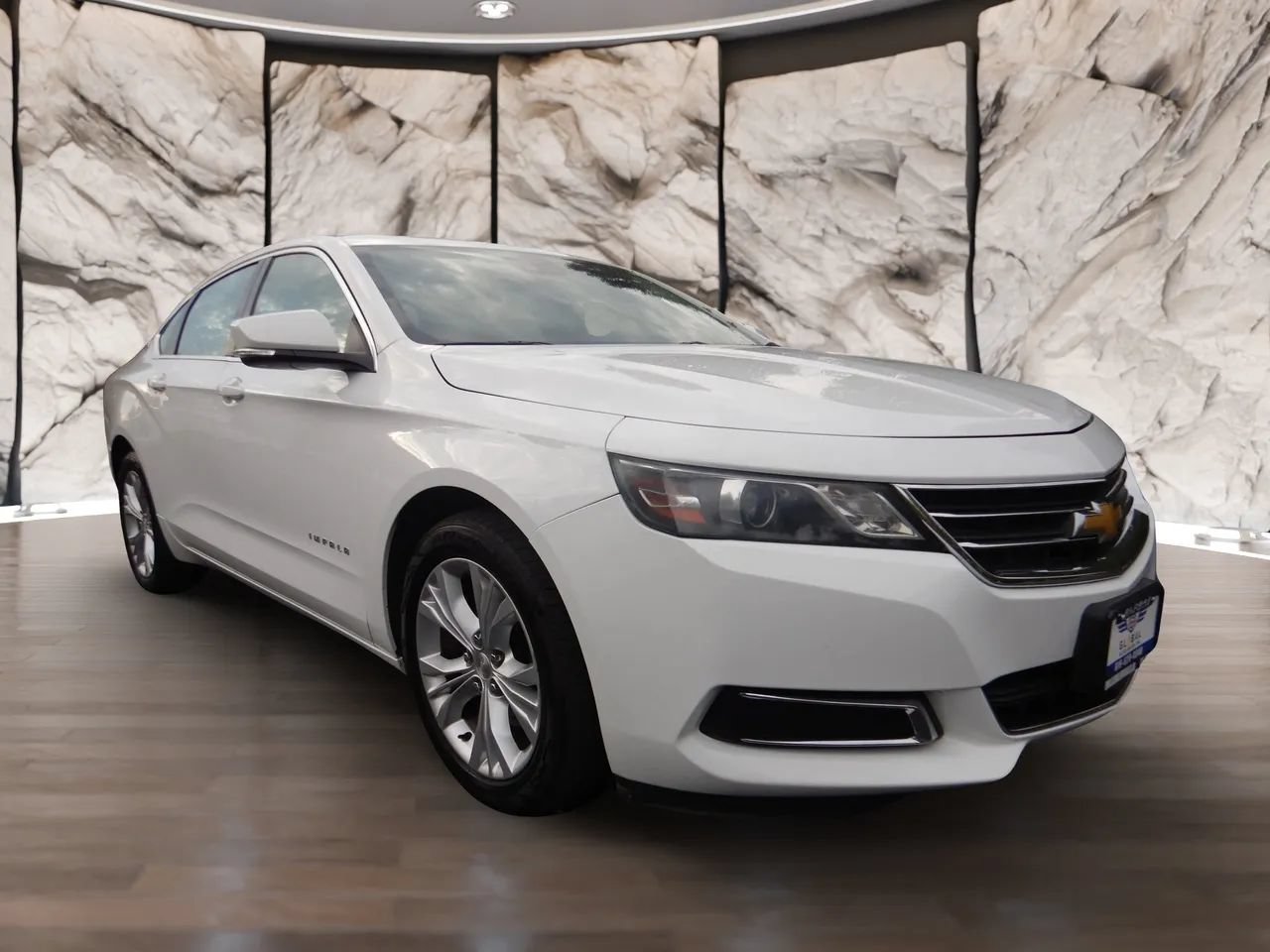 Used 2014 Chevrolet Impala LT w/ Premium Seating Package FWD image 4