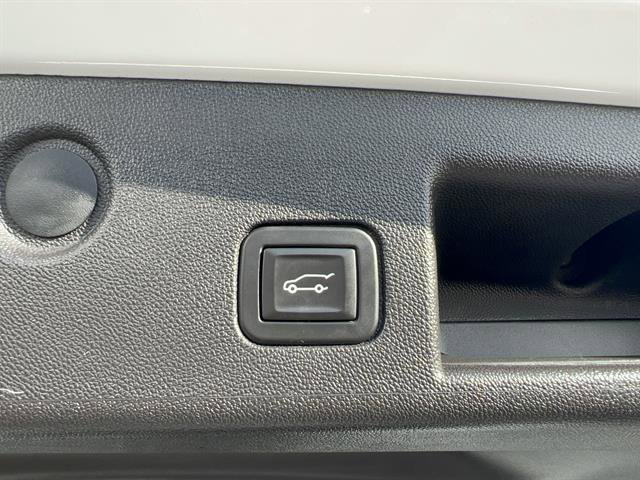 Used 2024 Chevrolet Equinox LT image 10