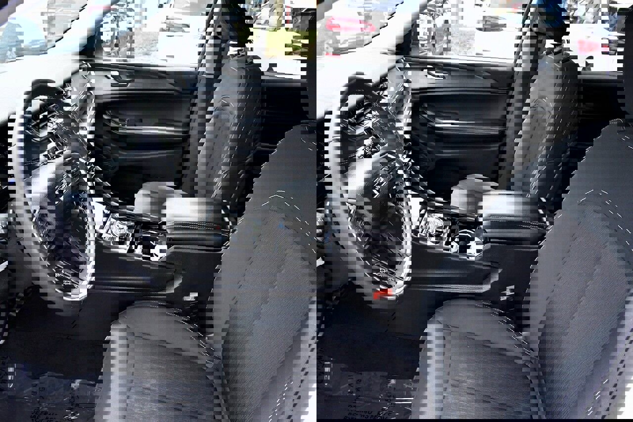 Used 2023 Jeep Grand Cherokee L Laredo image 7