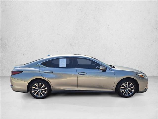 Used 2019 Lexus ES 350 w/ Premium Package FWD image 4