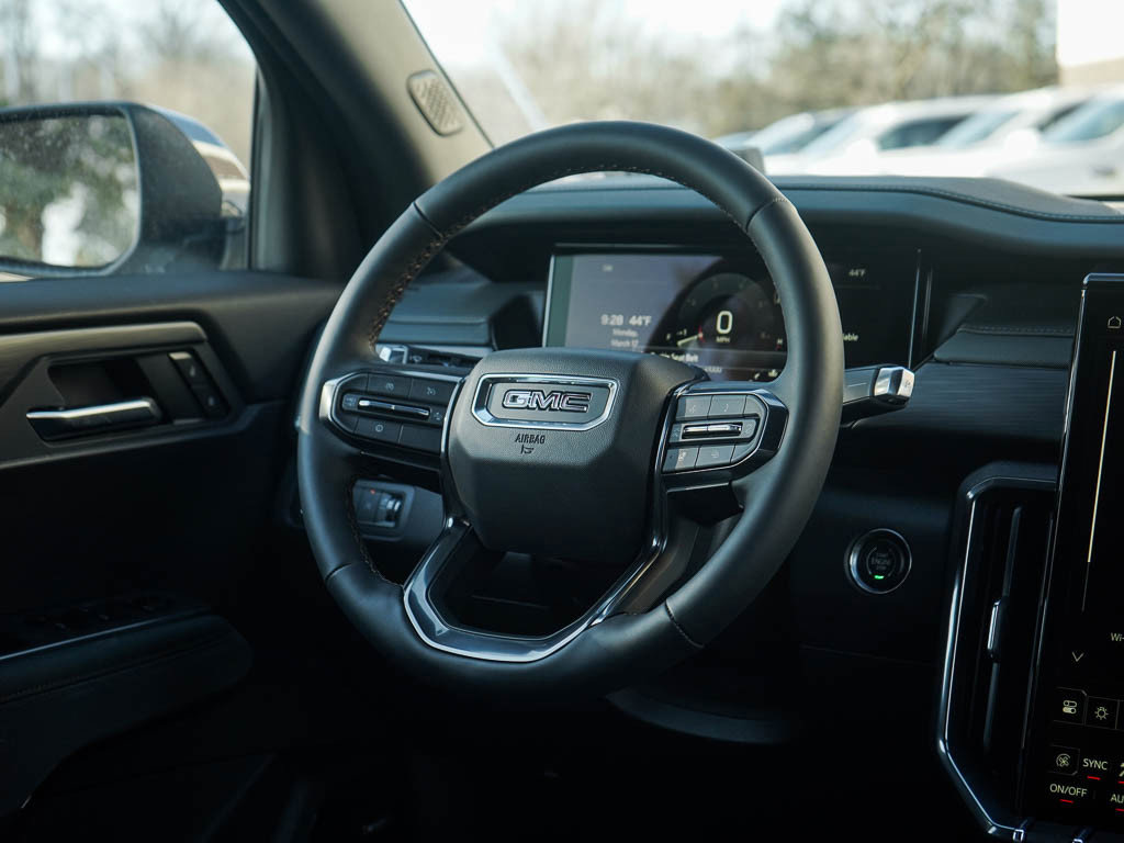 New 2025 GMC Acadia AT4 image 17