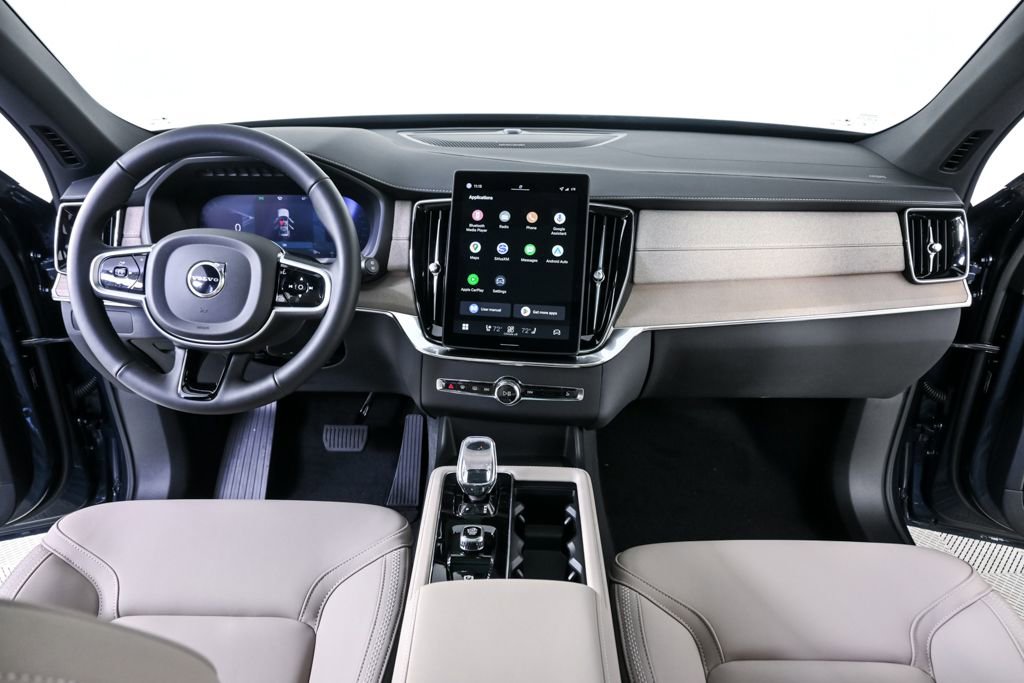 Certified 2026 Volvo XC90 B6 Plus w/ Protection Package Premier image 22