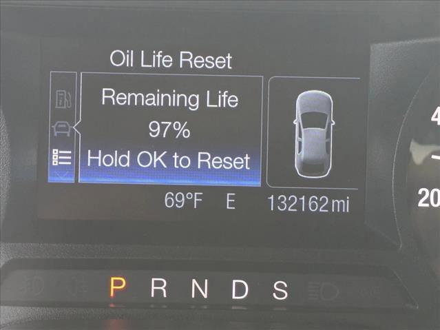 Used 2016 Ford Fusion SE w/ Equipment Group 201A FWD image 11