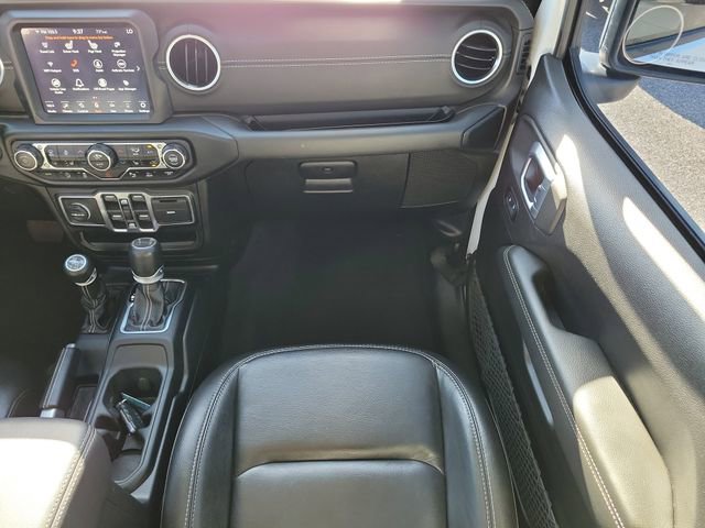 Used 2020 Jeep Gladiator Overland w/ Popular Equipment Package AWD/4WD image 15
