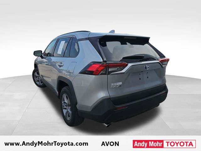 Used 2022 Toyota RAV4 XLE w/ Convenience Package image 5