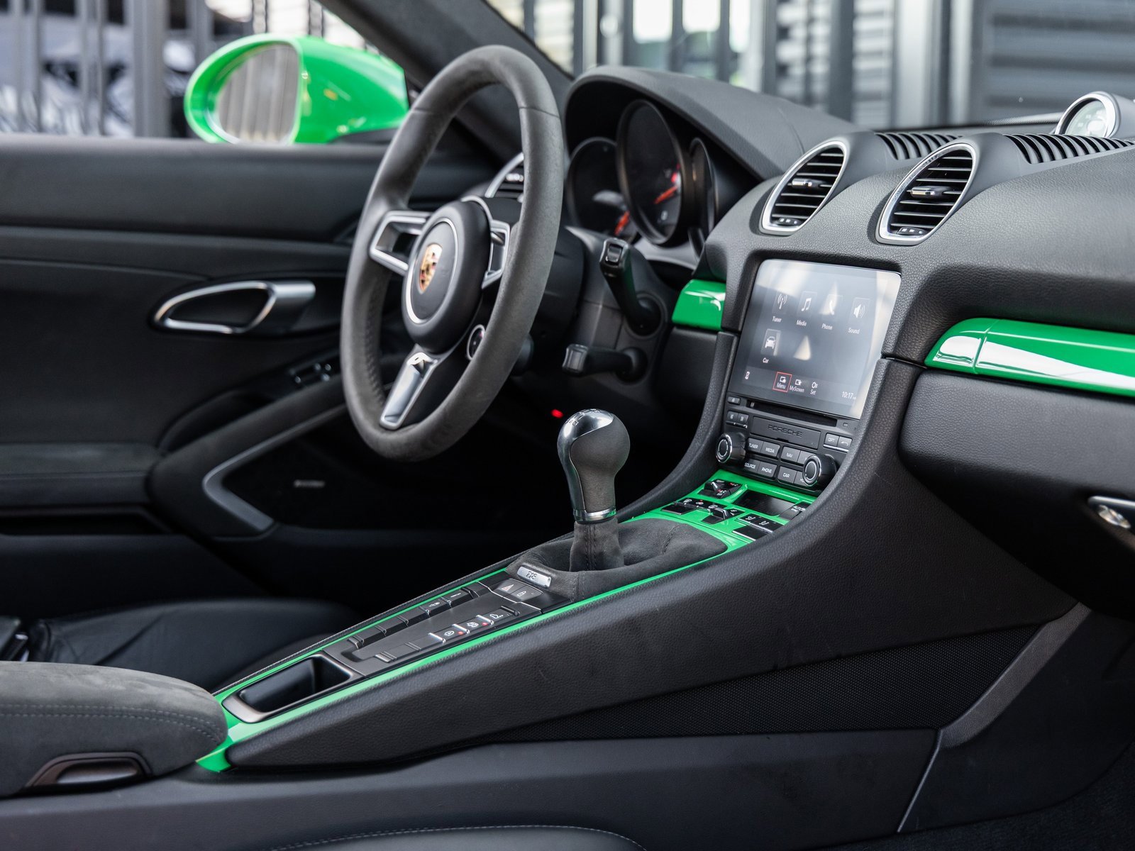 Used 2023 Porsche 718 Cayman GT4 image 45