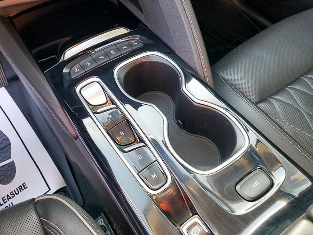 Used 2023 Buick Envision Avenir image 14