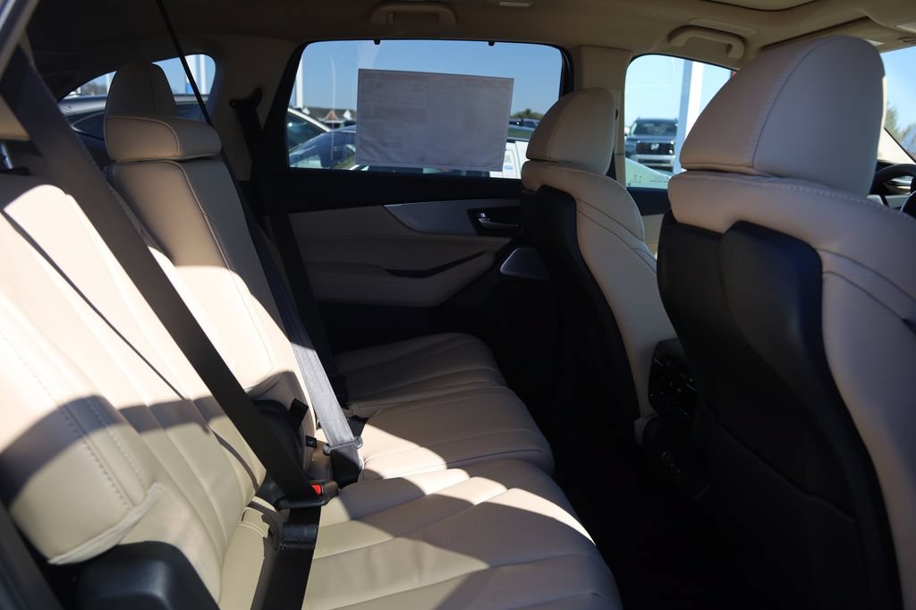 Used 2026 Acura MDX FWD w/ Technology Package image 32