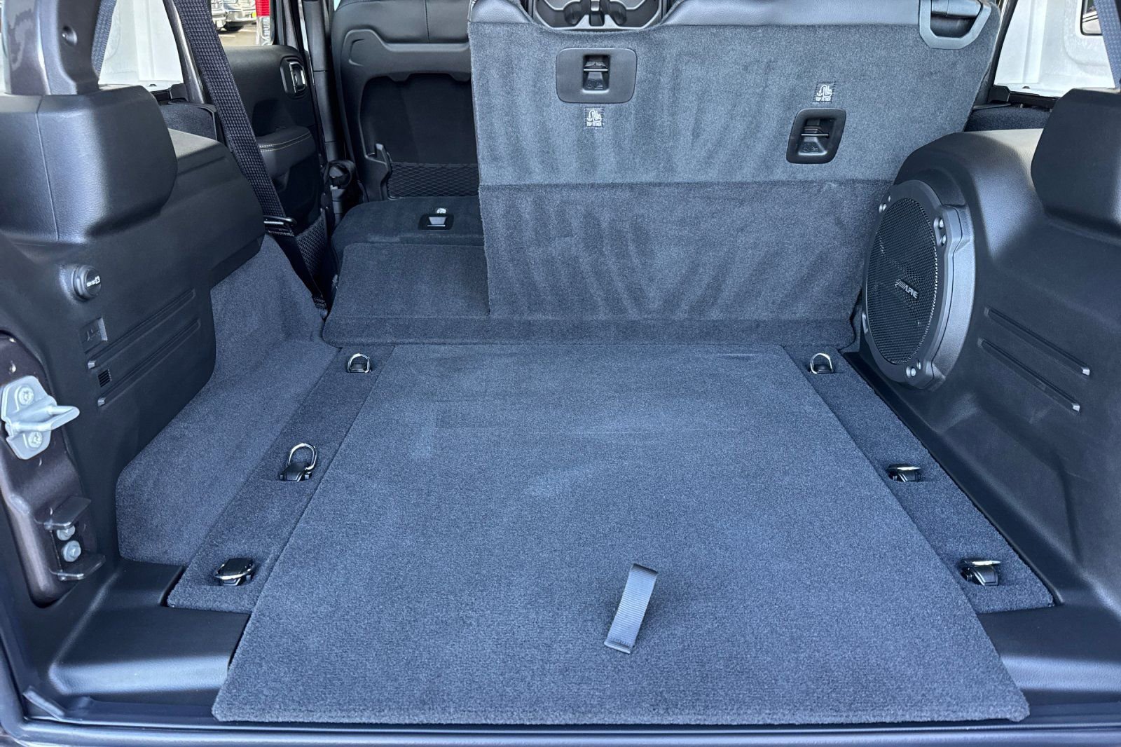 New 2025 Jeep Wrangler Sahara image 18