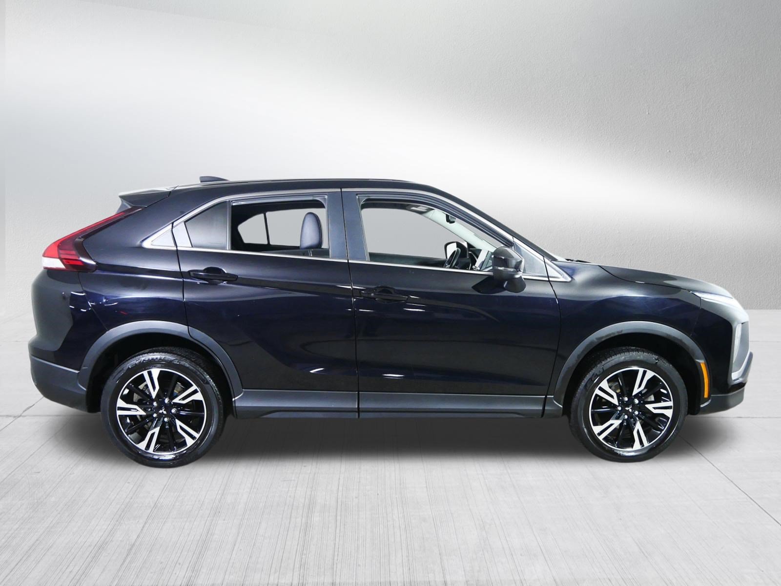 Used 2024 Mitsubishi Eclipse Cross SE AWD/4WD image 8