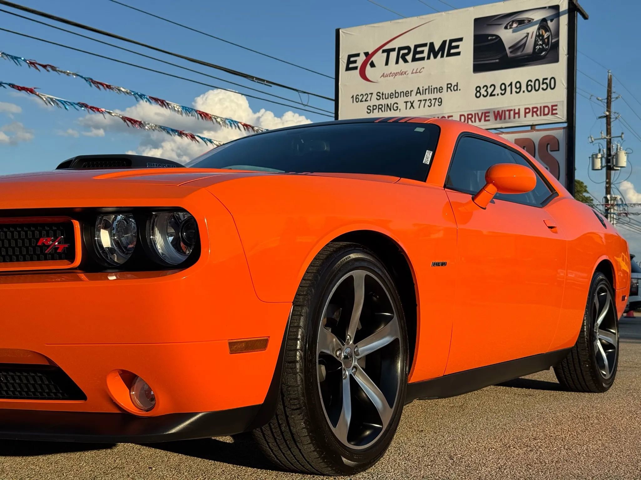 Used 2014 Dodge Challenger R/T image 10