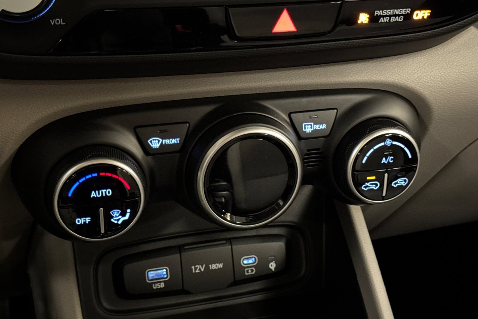 New 2026 Hyundai Venue SEL FWD image 20