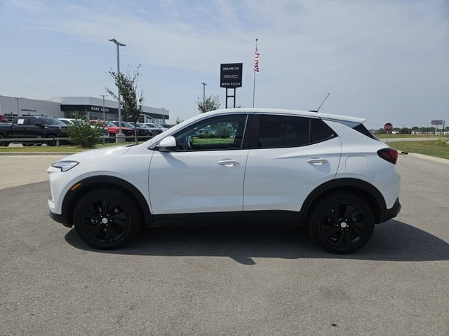 Used 2025 Buick Encore GX Preferred FWD image 4