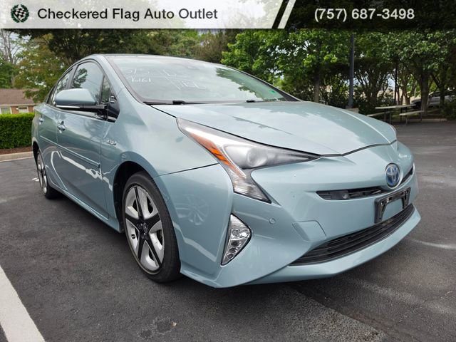 Used 2016 Toyota Prius Four Touring w/ Premium Convenience Package FWD image 3