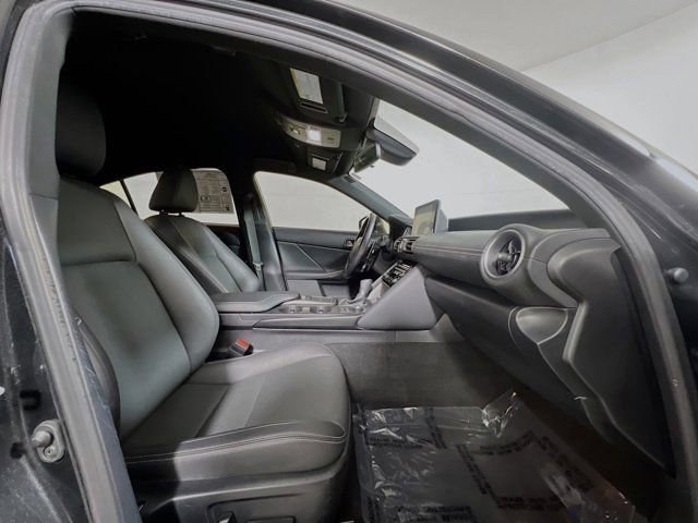 Used 2022 Lexus IS 300 300 image 28