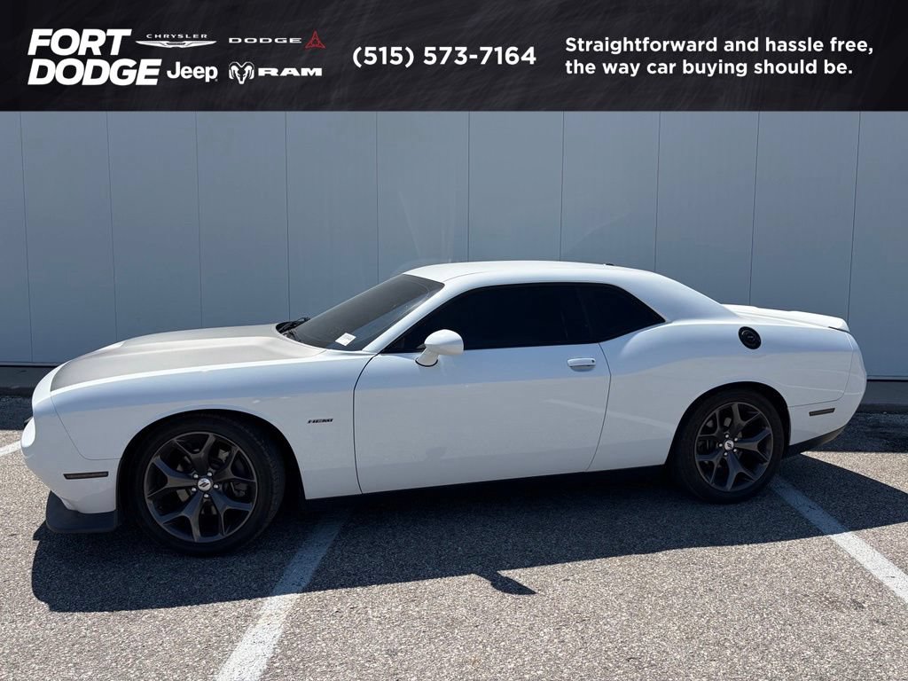Used 2019 Dodge Challenger R/T RWD image 1