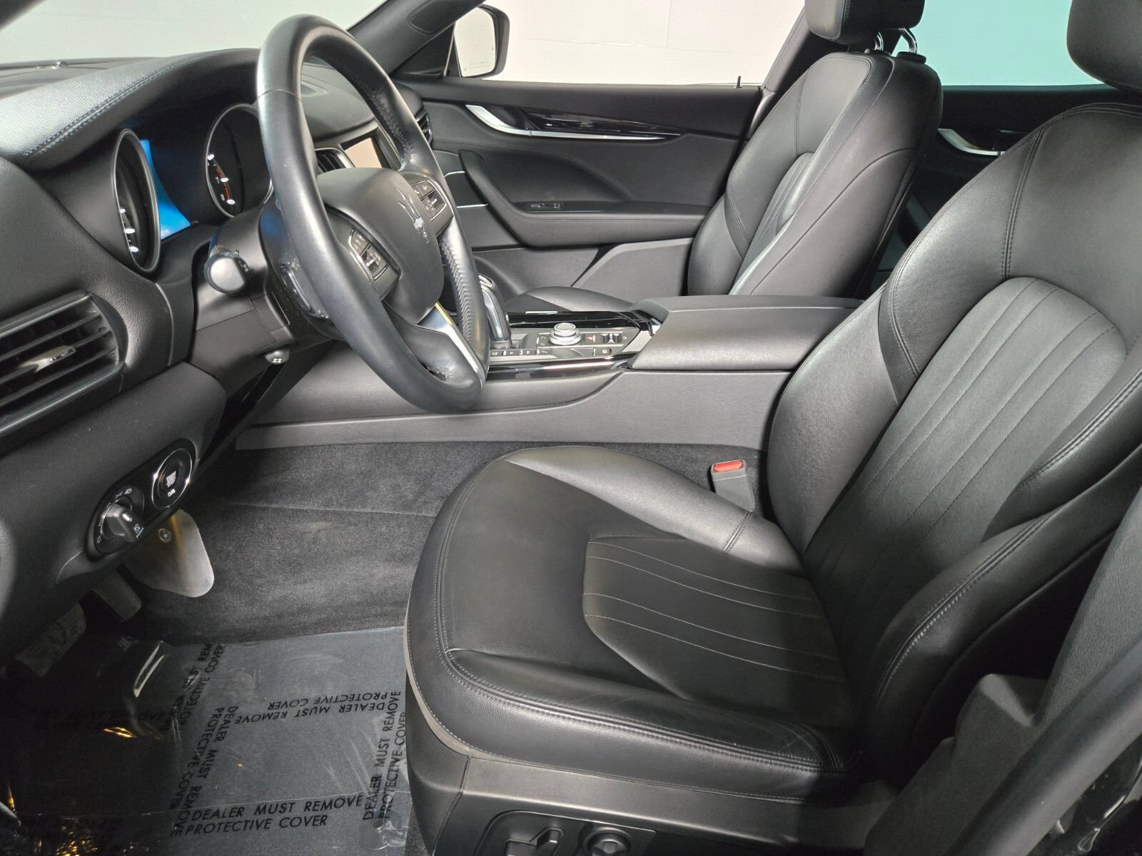 Used 2019 Maserati Levante AWD/4WD image 11