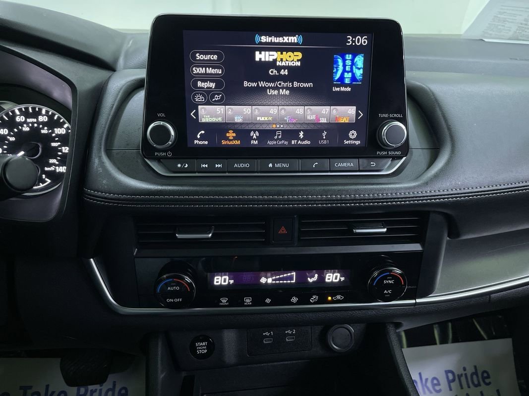 Used 2024 Nissan Rogue SV image 20