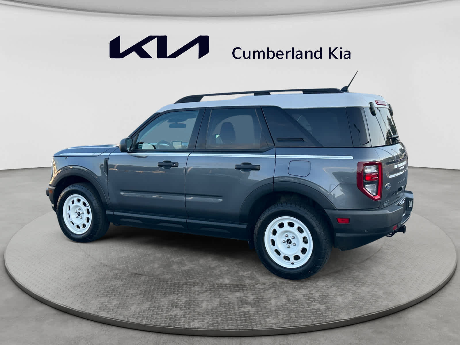 Used 2024 Ford Bronco Sport Heritage w/ Heritage Convenience Package AWD/4WD image 3