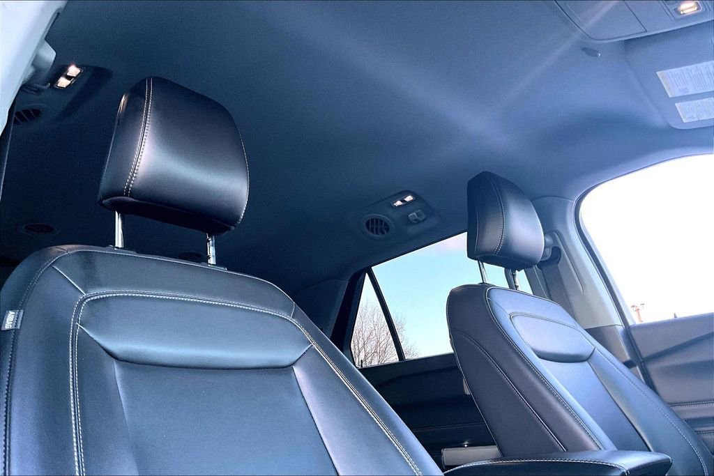 Certified 2023 Ford Explorer XLT w/ Equipment Group 202A image 21