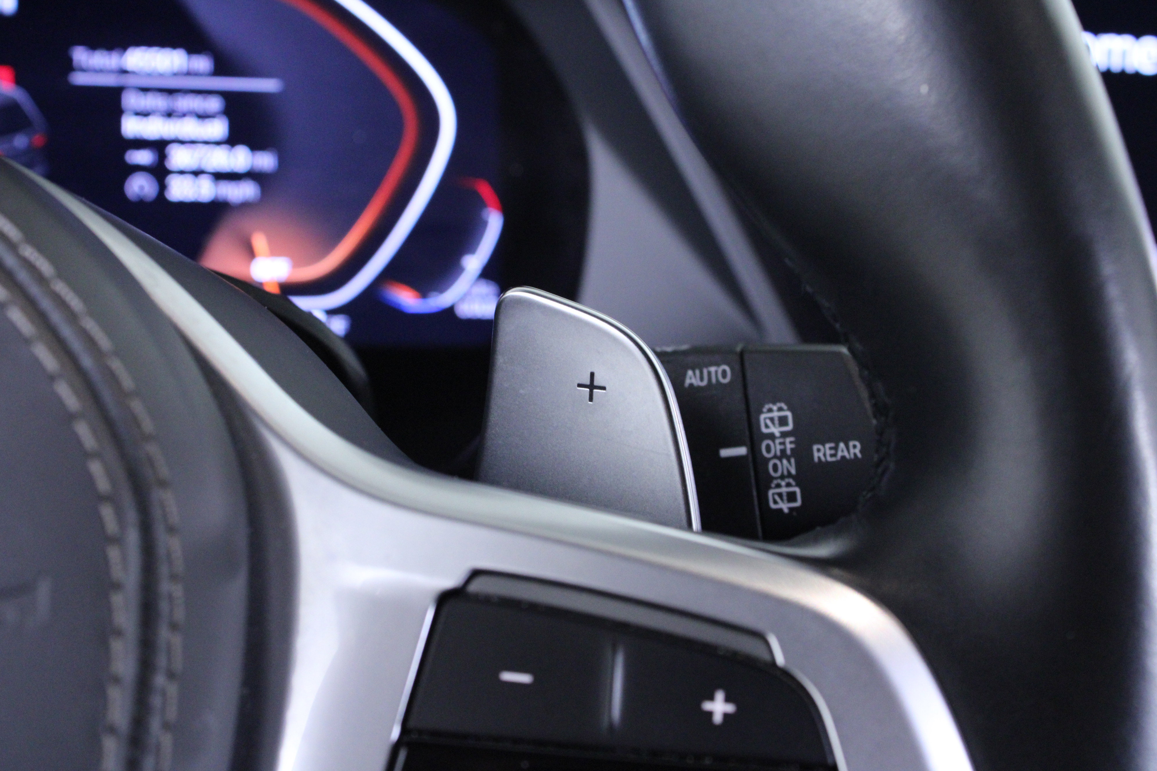 Used 2022 BMW X7 M50i image 27