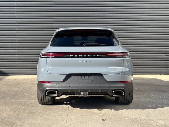 Certified 2026 Porsche Cayenne AWD/4WD image 6