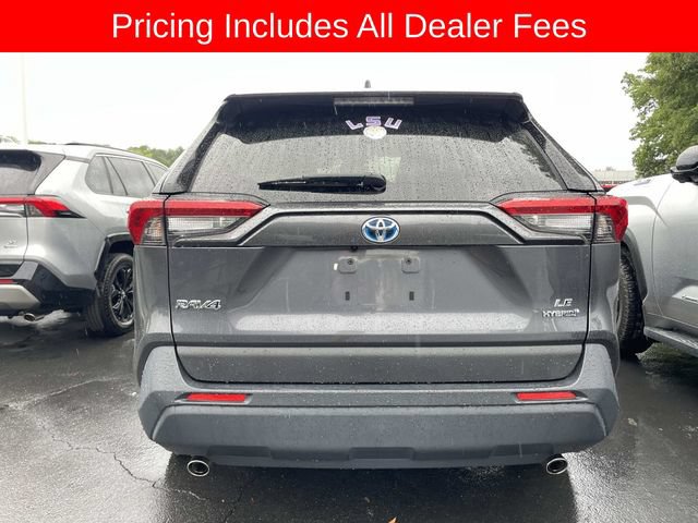 Used 2022 Toyota RAV4 LE AWD/4WD image 5