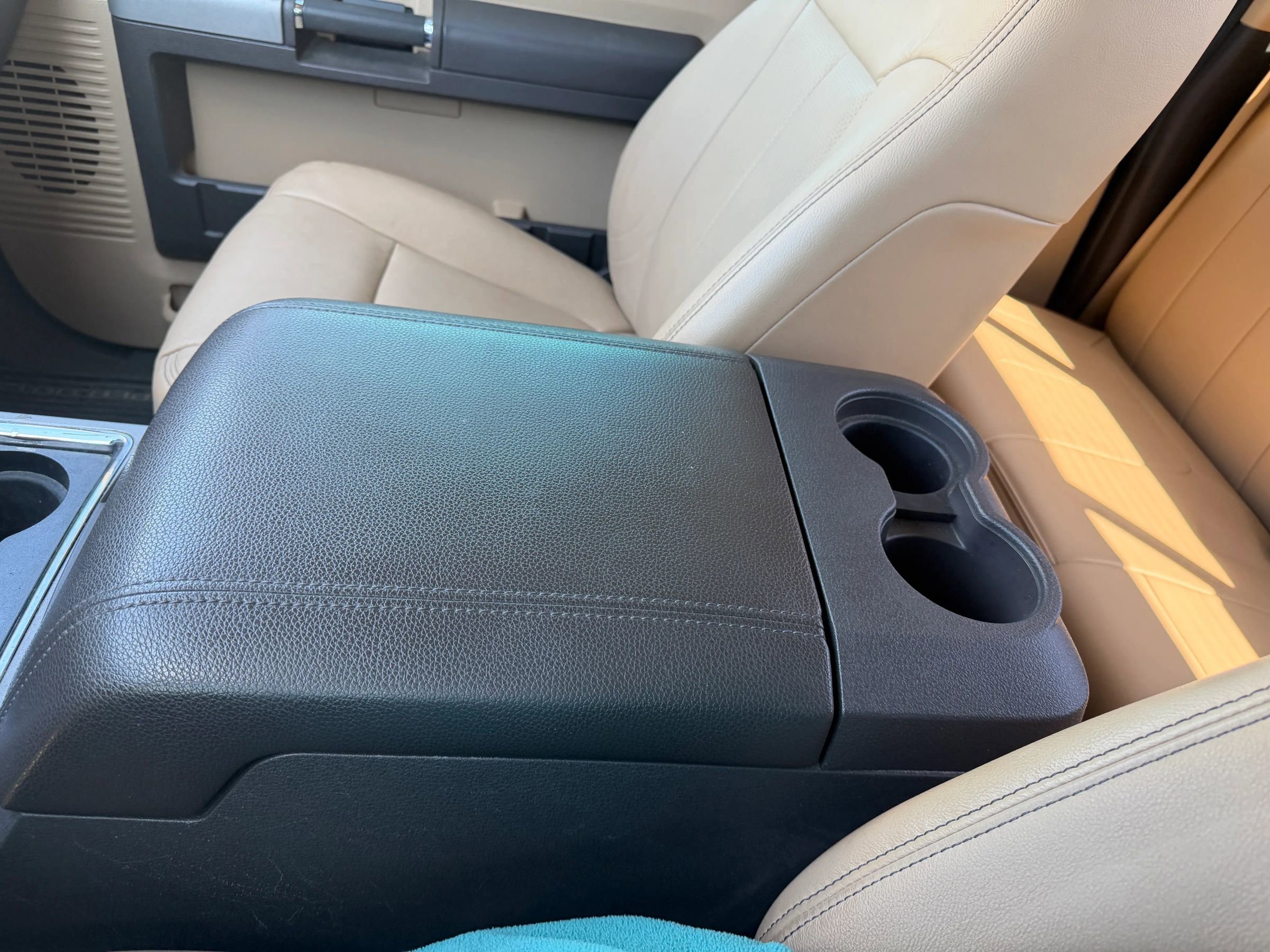 Used 2015 Ford F350 Lariat image 20