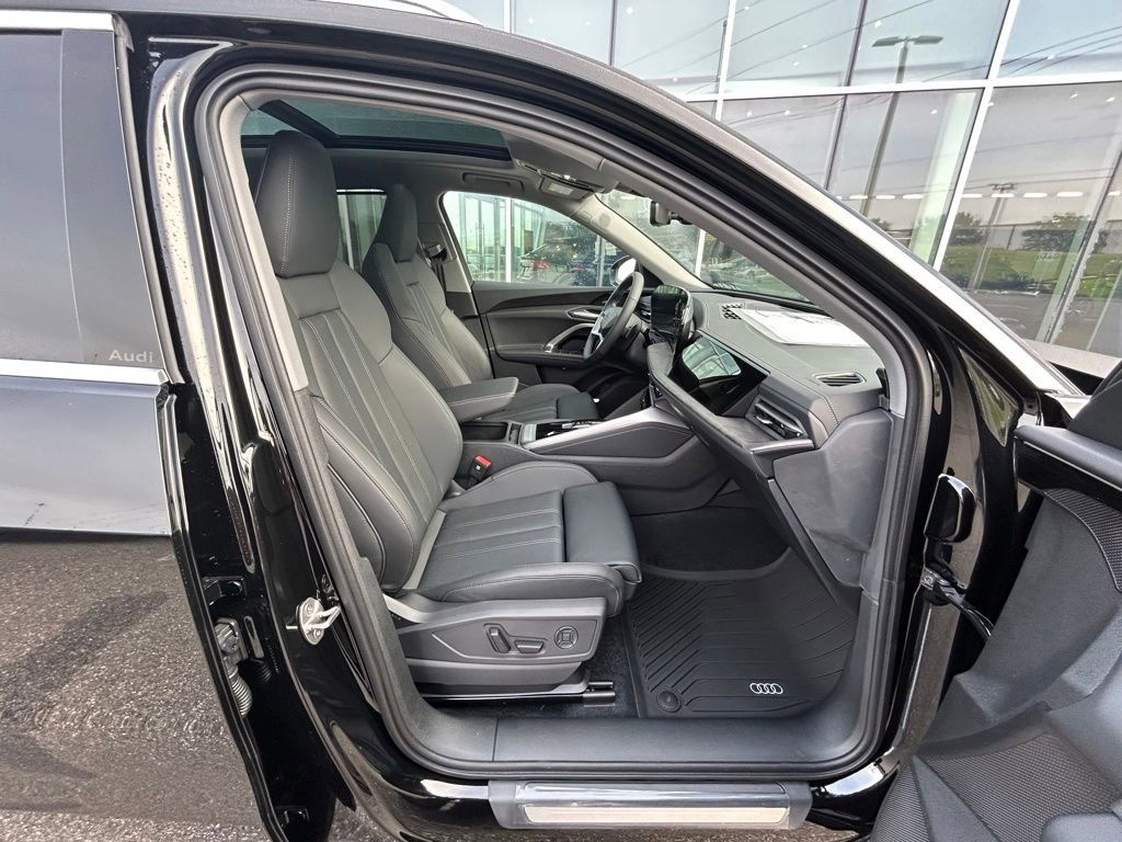 New 2025 Audi Q5 Premium Plus image 38