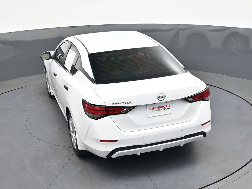 Used 2025 Nissan Sentra S image 30