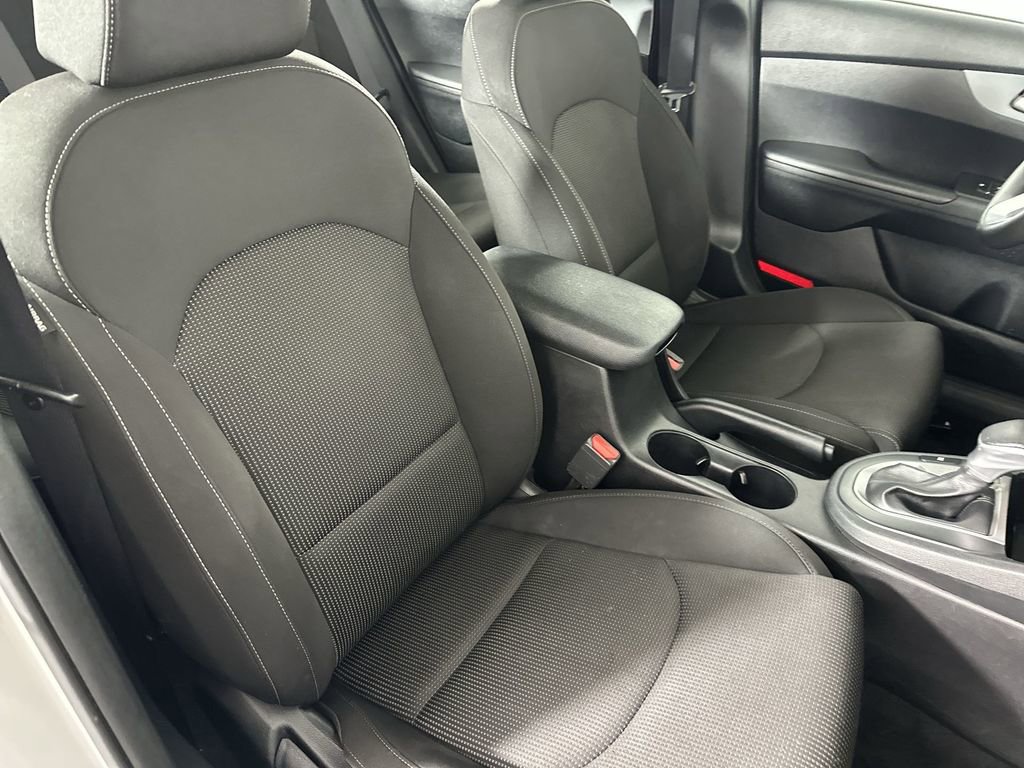 Used 2020 Kia Forte LXS FWD image 27