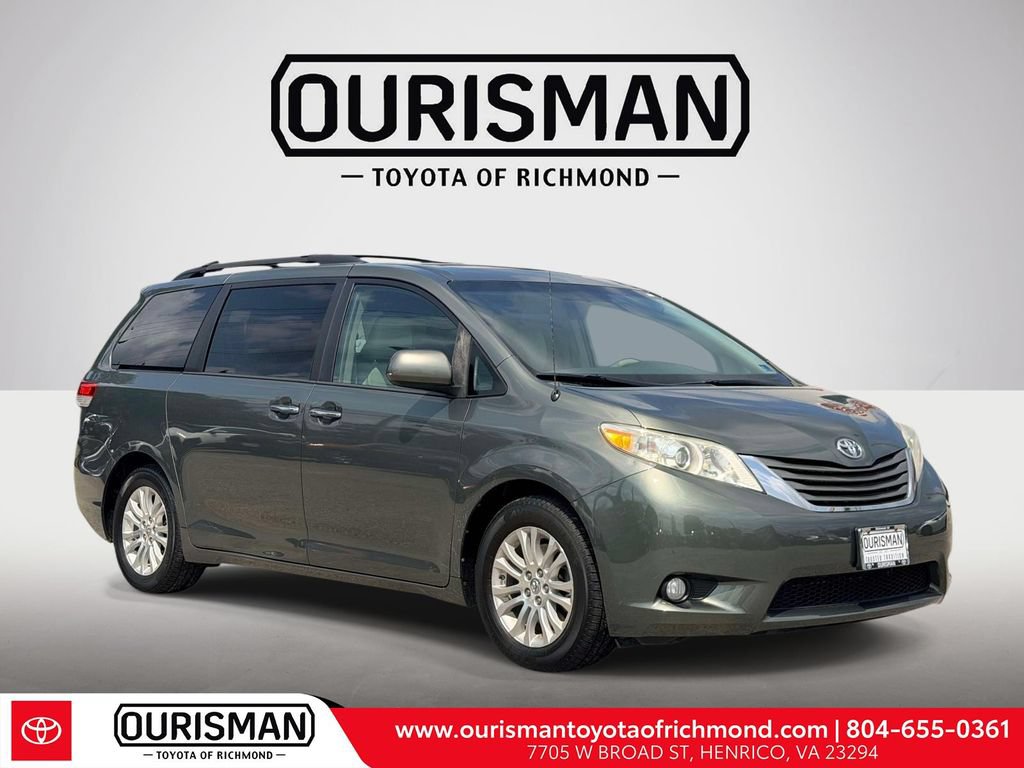 Used 2013 Toyota Sienna XLE FWD image 1