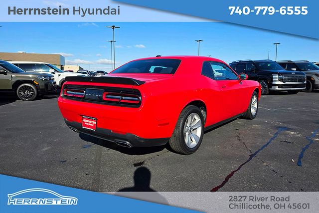 Used 2023 Dodge Challenger SXT RWD image 33