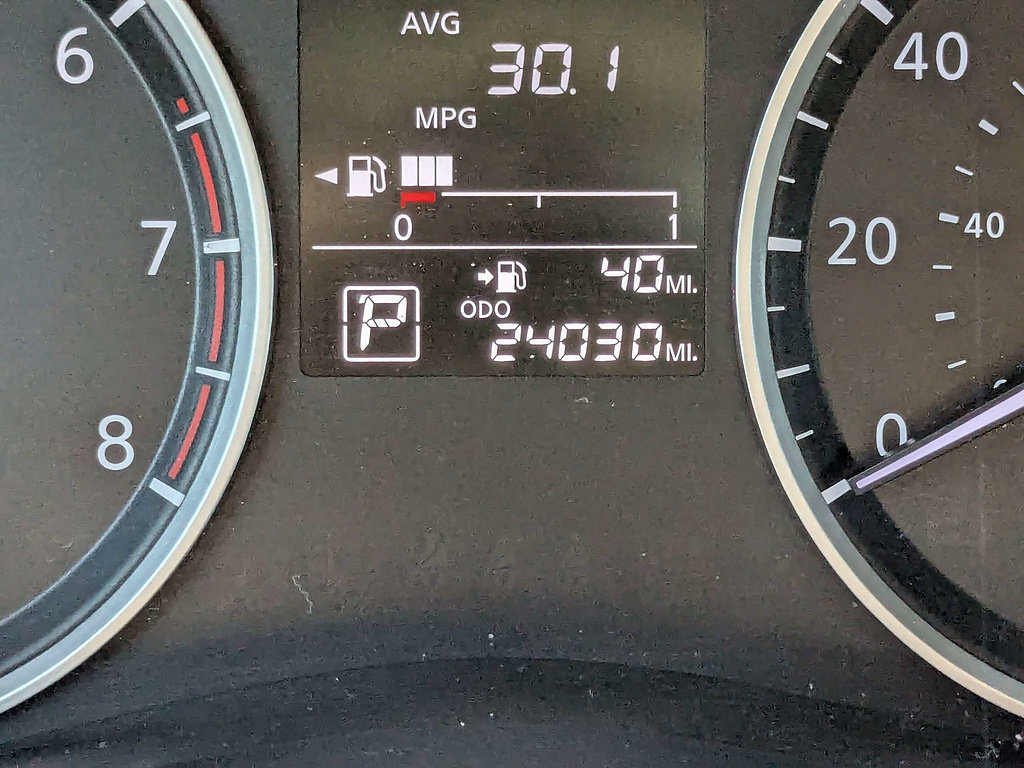 Certified 2025 Nissan Versa S w/ S Plus Package FWD image 30
