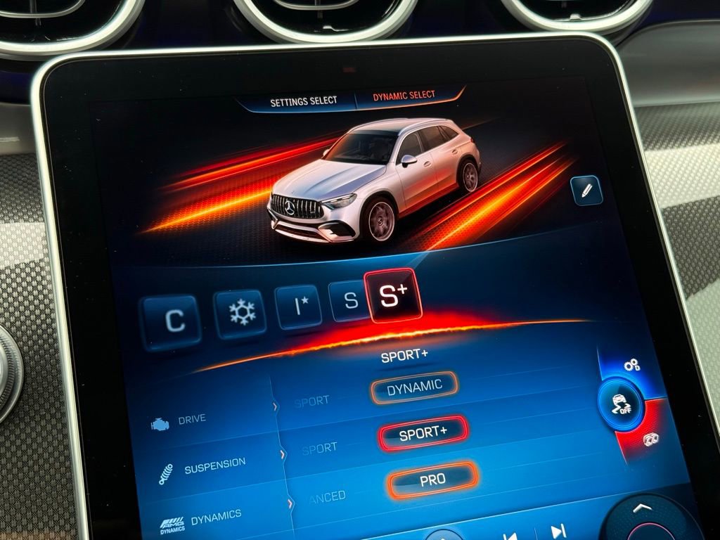 Used 2024 Mercedes-Benz GLC 43 AMG 4MATIC image 6