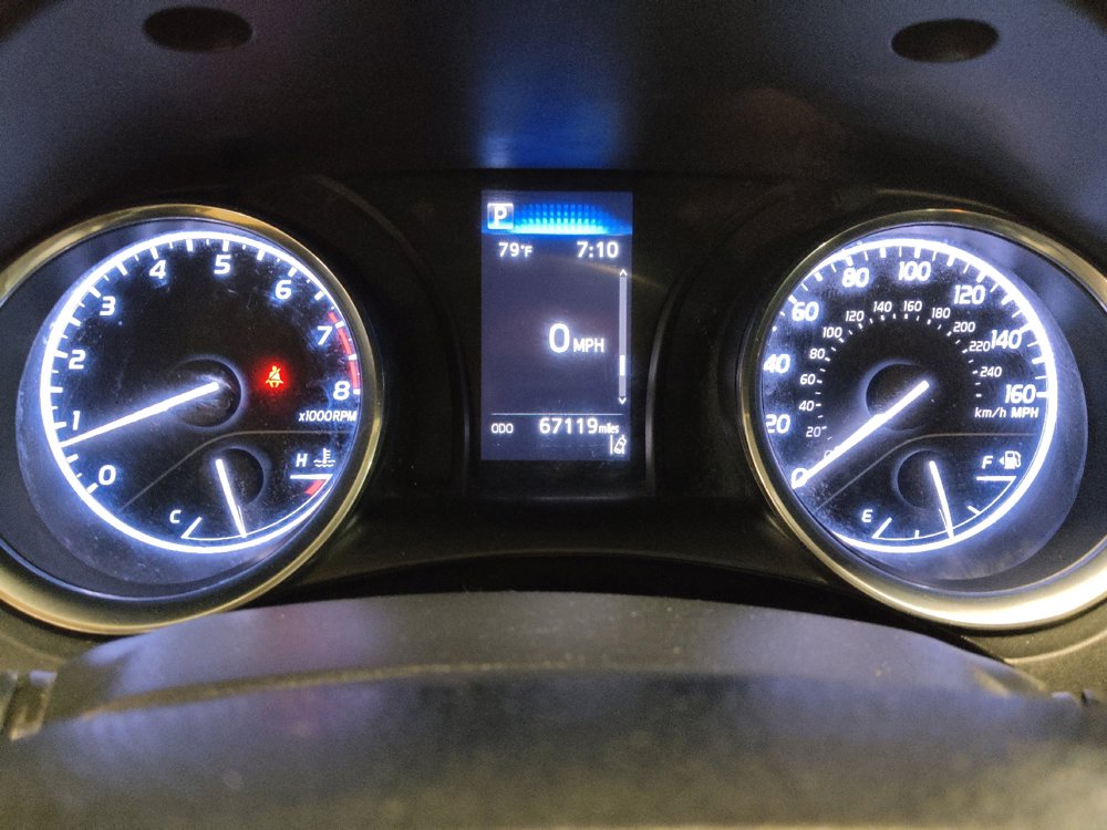 Used 2020 Toyota Camry LE FWD image 23
