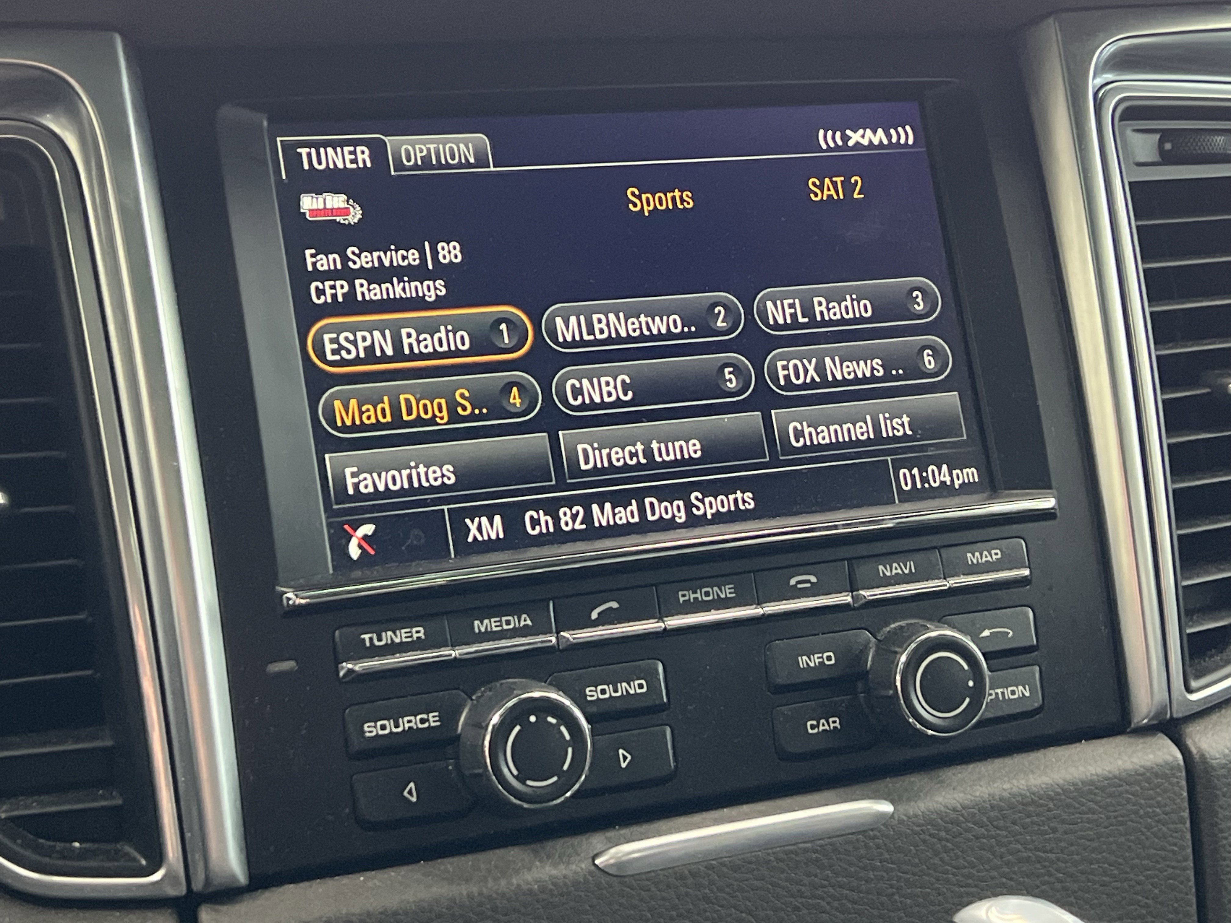 Used 2016 Porsche Macan S image 25