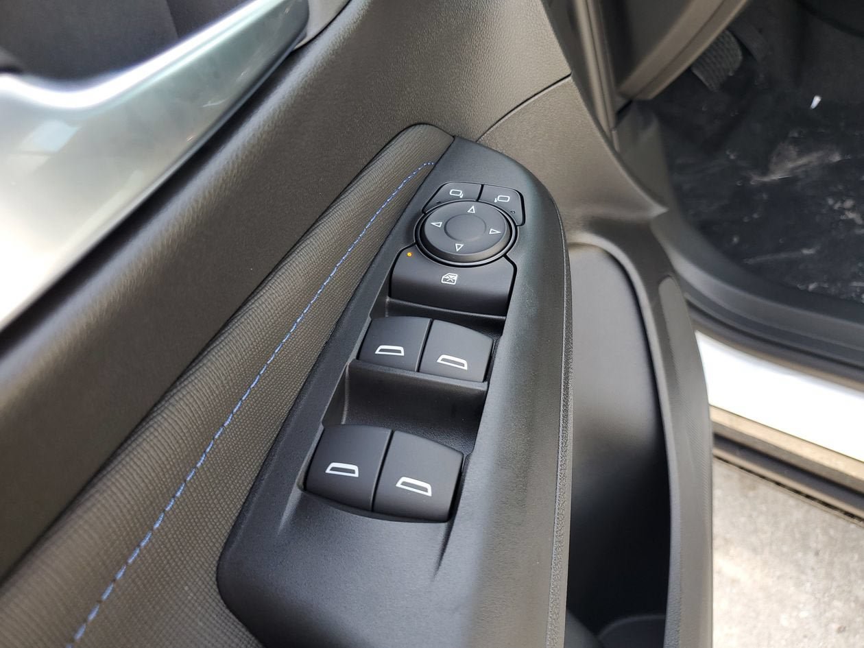 New 2026 Buick Envista Sport Touring w/ Convenience I Package FWD image 17