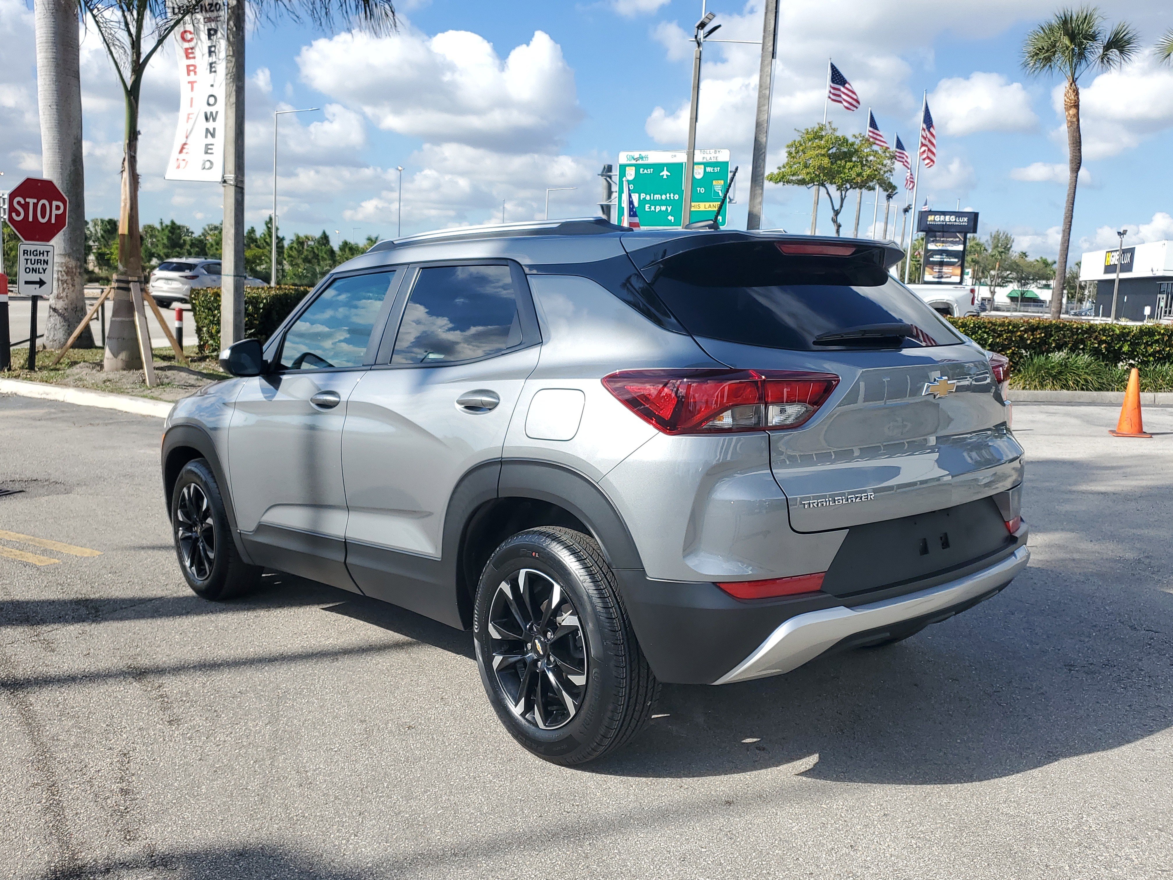 Used 2023 Chevrolet TrailBlazer LT w/ Convenience Package image 7
