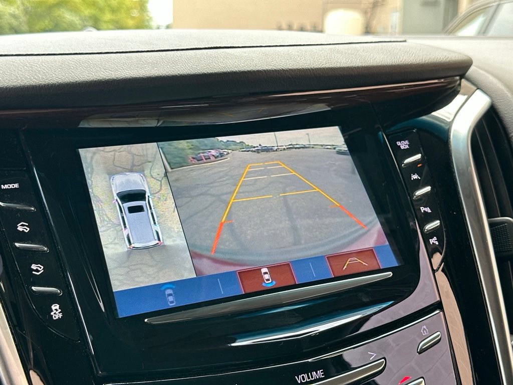 Used 2020 Cadillac Escalade Luxury AWD/4WD image 7