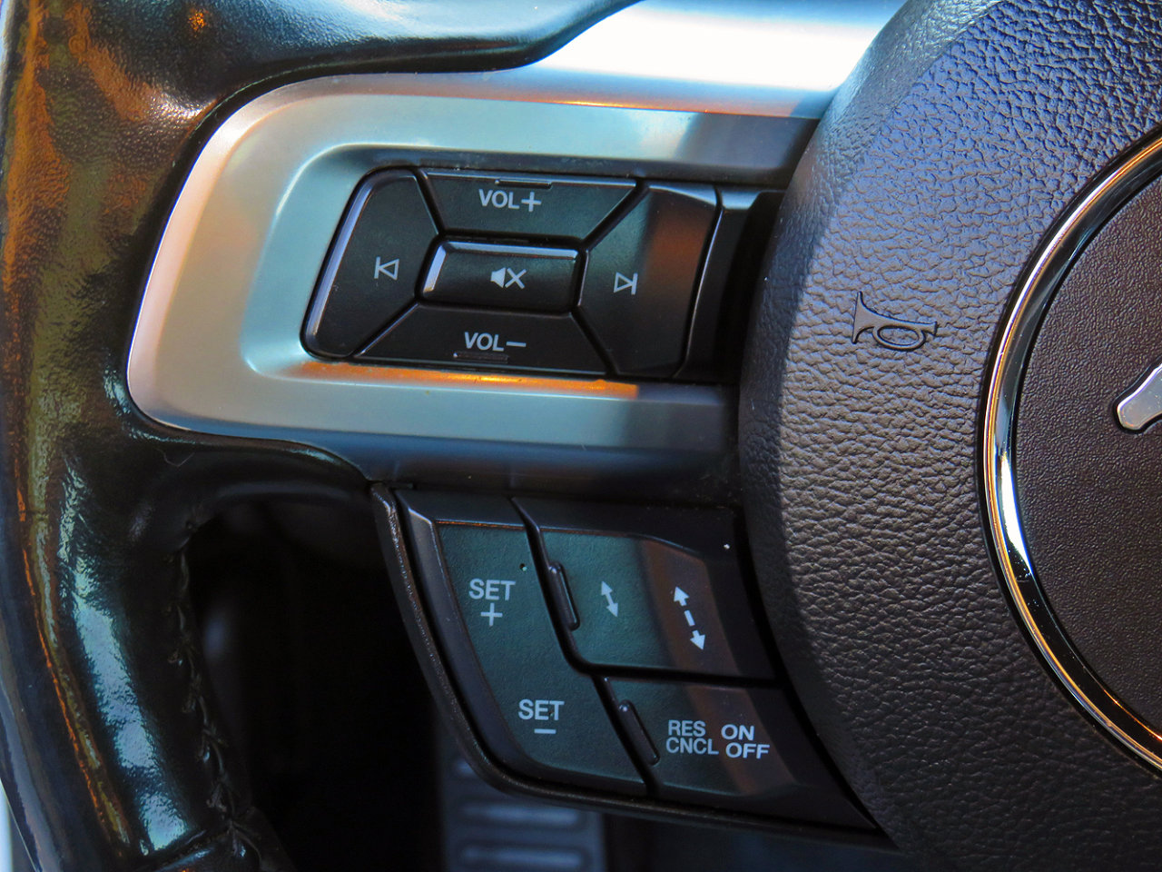 Used 2020 Ford Mustang GT Premium w/ Equipment Group 401A image 23