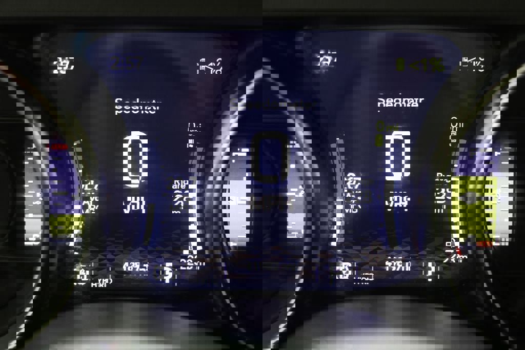 Used 2023 Jeep Wrangler Unlimited Rubicon 4xe w/ Cold Weather Group AWD/4WD image 19