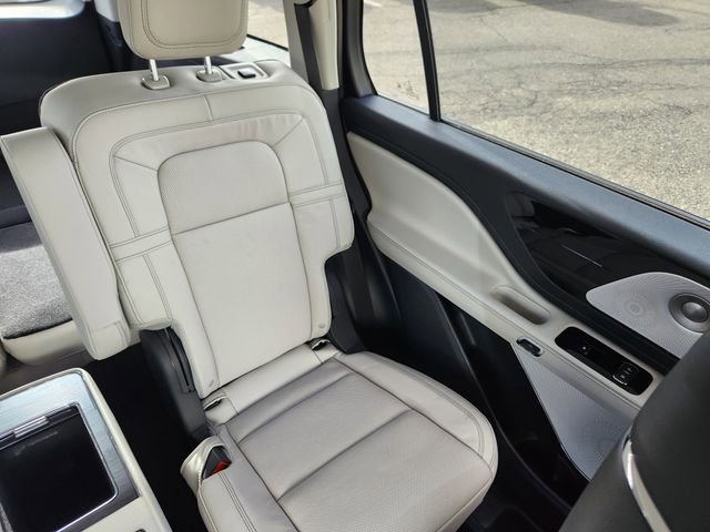 New 2026 Lincoln Aviator Reserve image 15