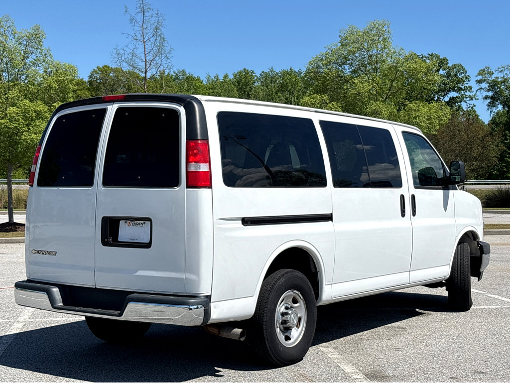 Used 2019 Chevrolet Express 3500 LT w/ LT Preferred Equipment Group image 14