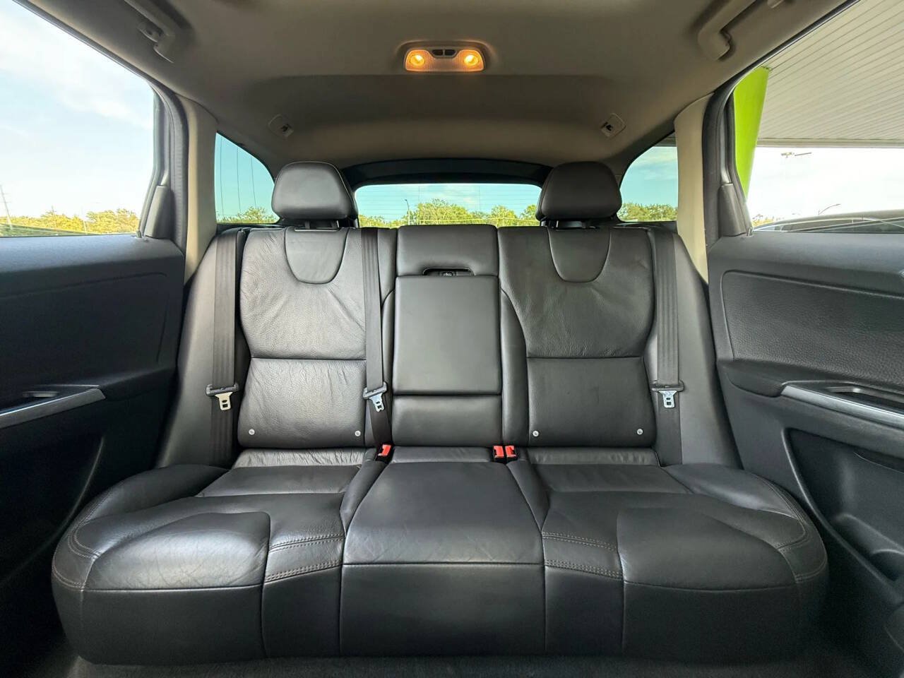 Used 2012 Volvo XC60 T6 AWD/4WD image 27