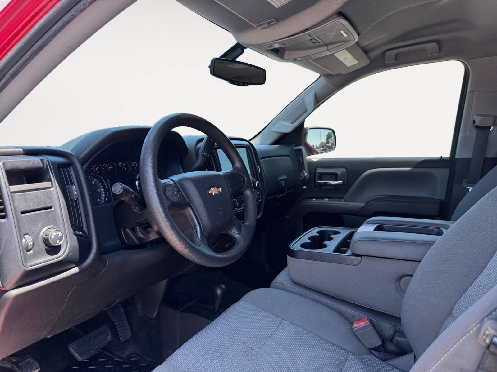 Used 2018 Chevrolet Silverado 1500 Custom w/ Custom Value Package AWD/4WD image 9